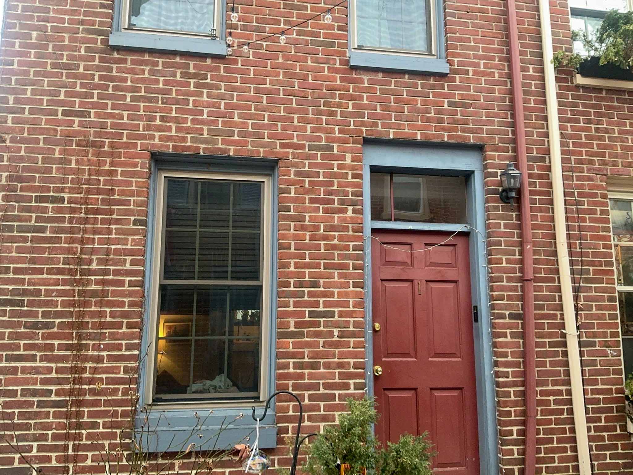 ValueGuard home inspection — classic Trinity rowhouse in Queen Village Philadelphia